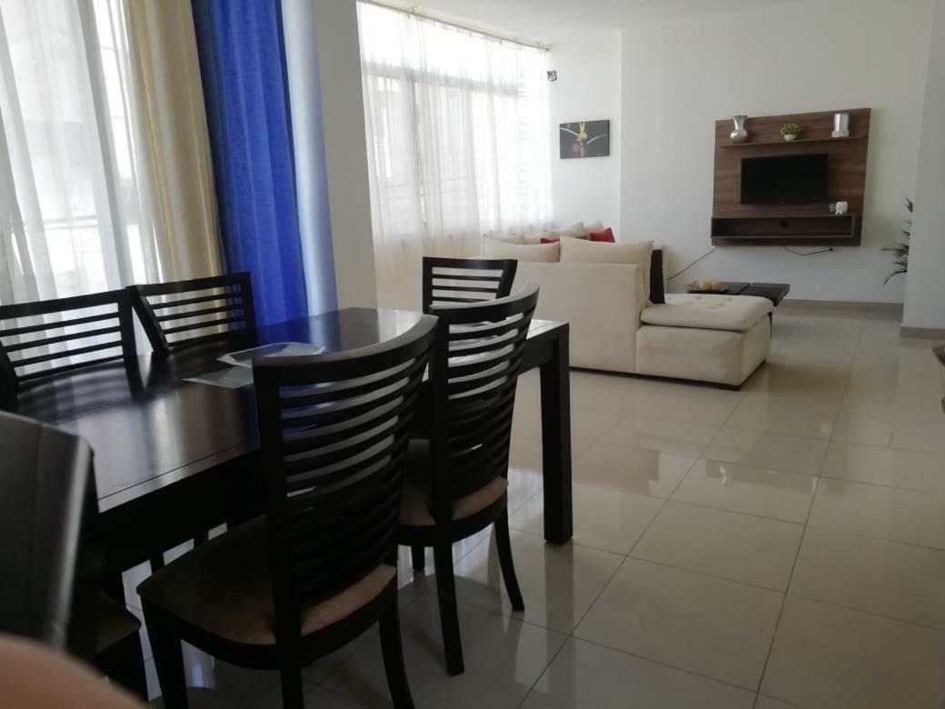 Departamento En El Centro De Manta 아파트 외부 사진