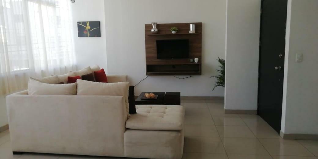 Departamento En El Centro De Manta 아파트 외부 사진